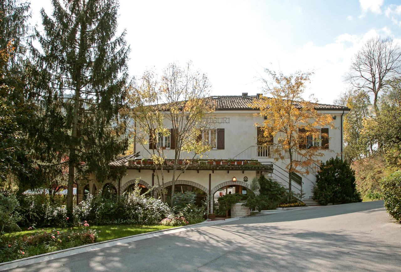 Hotel La Ginestra Acqualagna Exterior foto